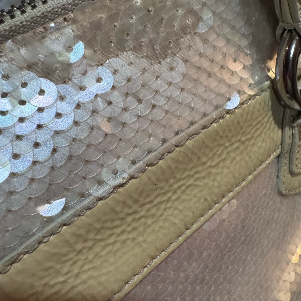 Coach poppy iridescent pearl, Sequin Shoulder Bag - Picture 14 of 15